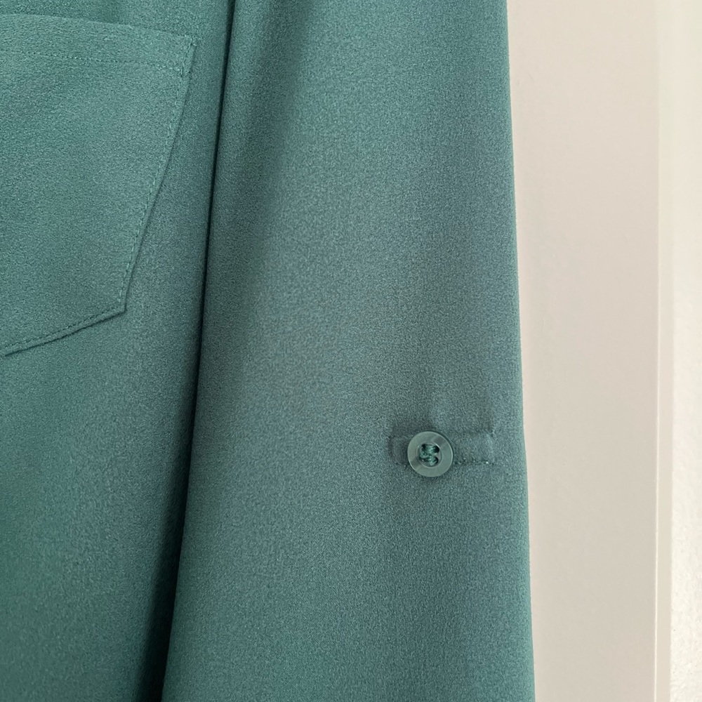 Flow Button Down Top - Picture 3 of 4